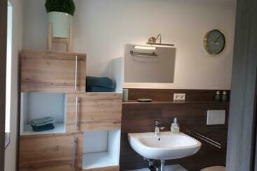 Отель Weinlodge Am Geissberg