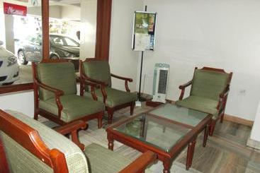 בית מלון כפרי Biju's Tourist Home