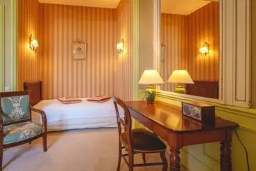 Отель Château La Comtesse De Loire & Spa