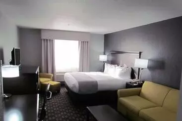 בית מלון כפרי Oak Hill Inn & Suites