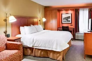 فندق Hampton Inn Pittsburgh Airport