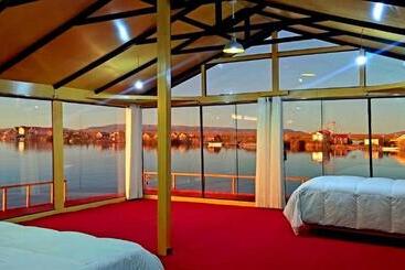 Retkeilymaja Ecoturismo, Los Uros