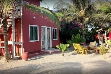 Dreamland Beach Resort   Hostel