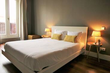 هتل Aliados By Yoursporto