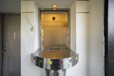 בית מלון כפרי Berkeley Inn