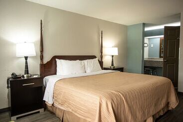 호텔 Knights Inn Mount Airy