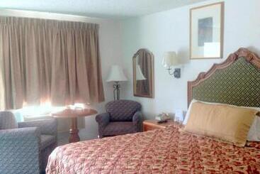 فندق على الطريق Windsor Inn Lake Havasu City