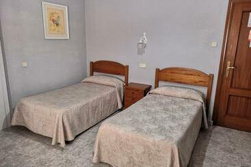 پانسیون Hostal Pensión Rosada