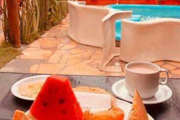 Pensão Pousada Vira Sol