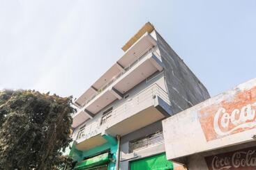 Super Hotel O Hindon Residency