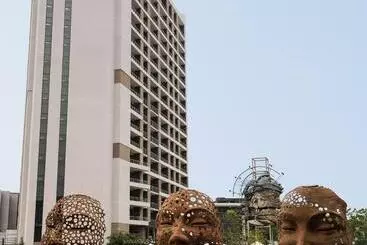 Hotelli The Capital Menlyn Maine Trilogy