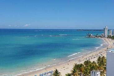 هتل آپارتمان 2br Condo At Isla Verde Beach