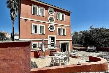 Hostel Palace Rome