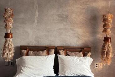 בית מלון כפרי Monte Uzulu Boutique