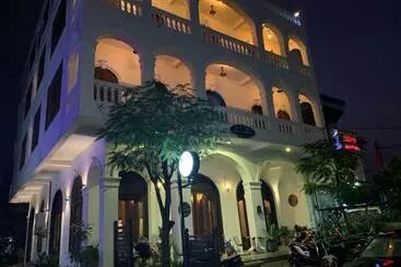 Hotel The J Break Boutique