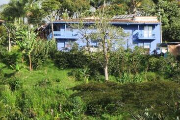 Pensione Casa Azul La Garrucha