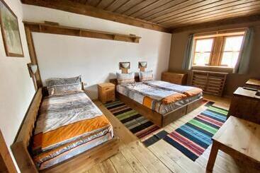 膳宿费 Family Hotel Byalata Kashta