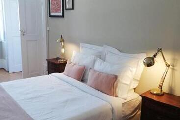 Ostello Menina Da Ria Guest House