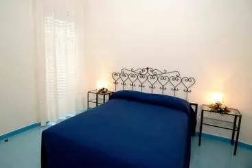 هتل آپارتمان Aurora Residence