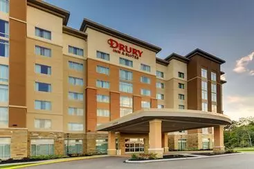 ホテル Drury Inn & Suites Cleveland Beachwood
