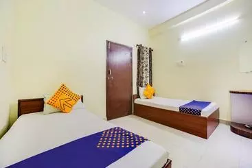 Hôtel Oyo 26989  Invogue