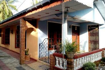 Pensão Nimal's House