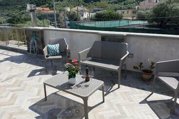 فندق La Lobra Dépendance