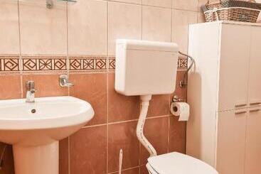 هتل Village Experience   Skadar Lake