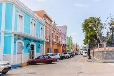 هتل Discovery Inn & Suites At 681 Ocean Drive