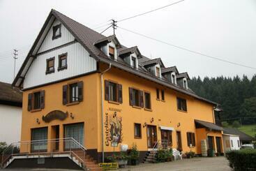 Pensió Gästehaus Alexanna