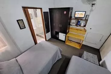Villa Ocean Crest B&b
