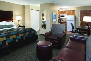 هتل Aspen Suites  Rochester