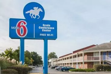 Motel 6ocala, Fl  Conference Center