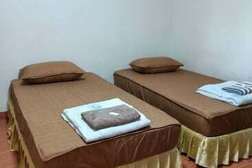 Hotel Chum Phae Lagoon Resort