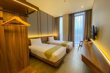 Facade Hotel By Azana