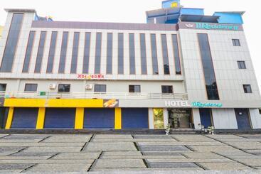 Hotel J J Residency By Oyo Rooms