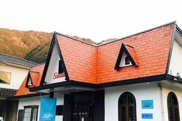 Pensió Sansaro Cafe & Guest House