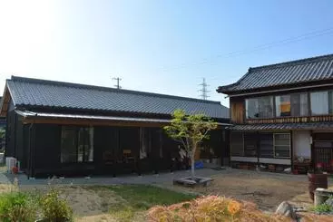 Herberge Bed N Chill Shippoya 七宝屋