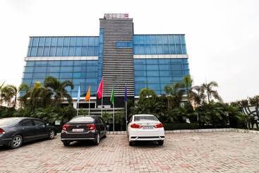 Hotel La Silver Leaf