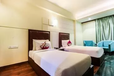 Hotel La Silver Leaf