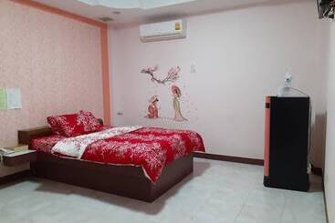 בית מלון כפרי Tonpalm Resort