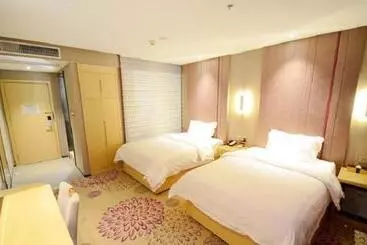 Lavande Hotel Wuhan Nanhu Walmart Store