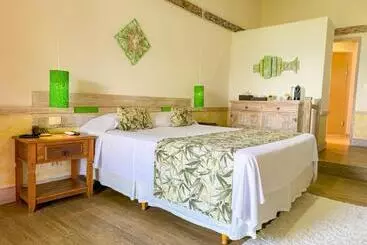 هتل Pousada Vila Das Velas