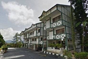 Pension Equatorial Hill Resort By Copthorne