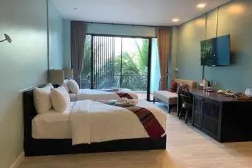 Maikaew Damnoen Resort