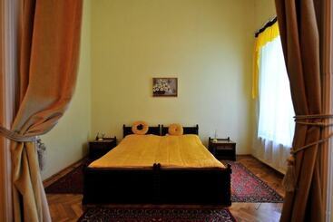 Bed and Breakfast Misefa Kastély