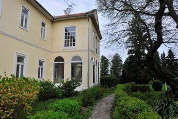 Bed and Breakfast Misefa Kastély