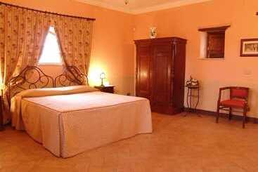 فندق ريفى Villa Pardi