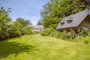 پانسیون Le Domaine Des Platanes