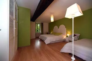 ベッドアンドブレックファースト La Correrie